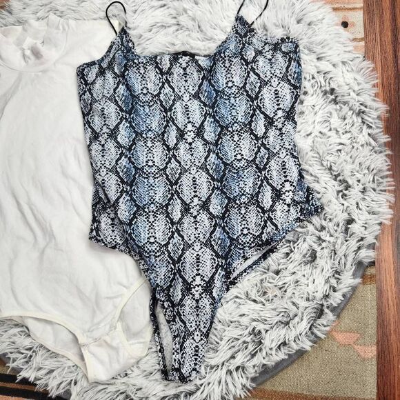 Snap Crotch One Piece Bodysuits Women's Small White Mock Neck Sleeveless Spaghet - Picture 3 of 6